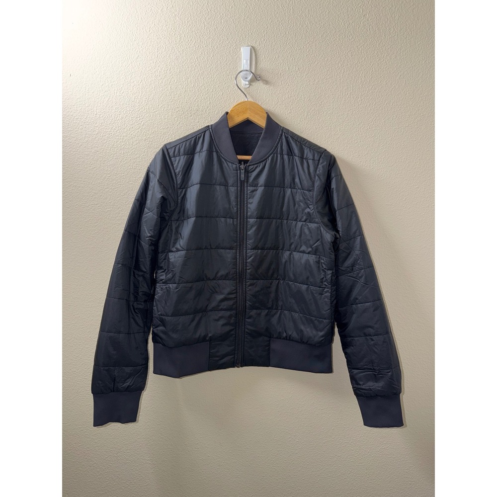 Women's Lululemon Cropped Puff Jacket Size 8
